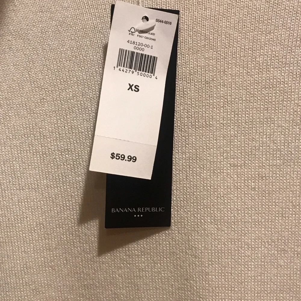 New XS Banana Republic Cream Crew Neck Sweater - Picture 4 of 8